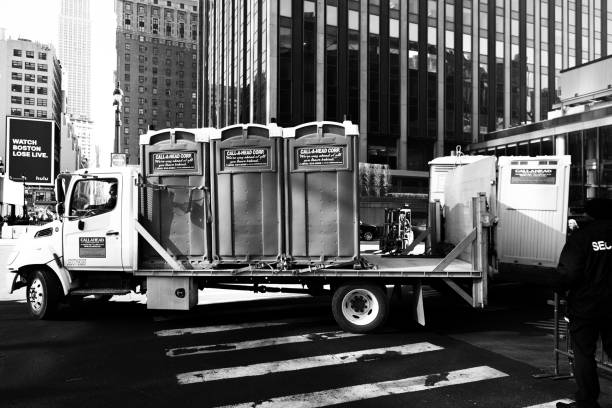 Best Portable bathroom rental  in Lyons, WI